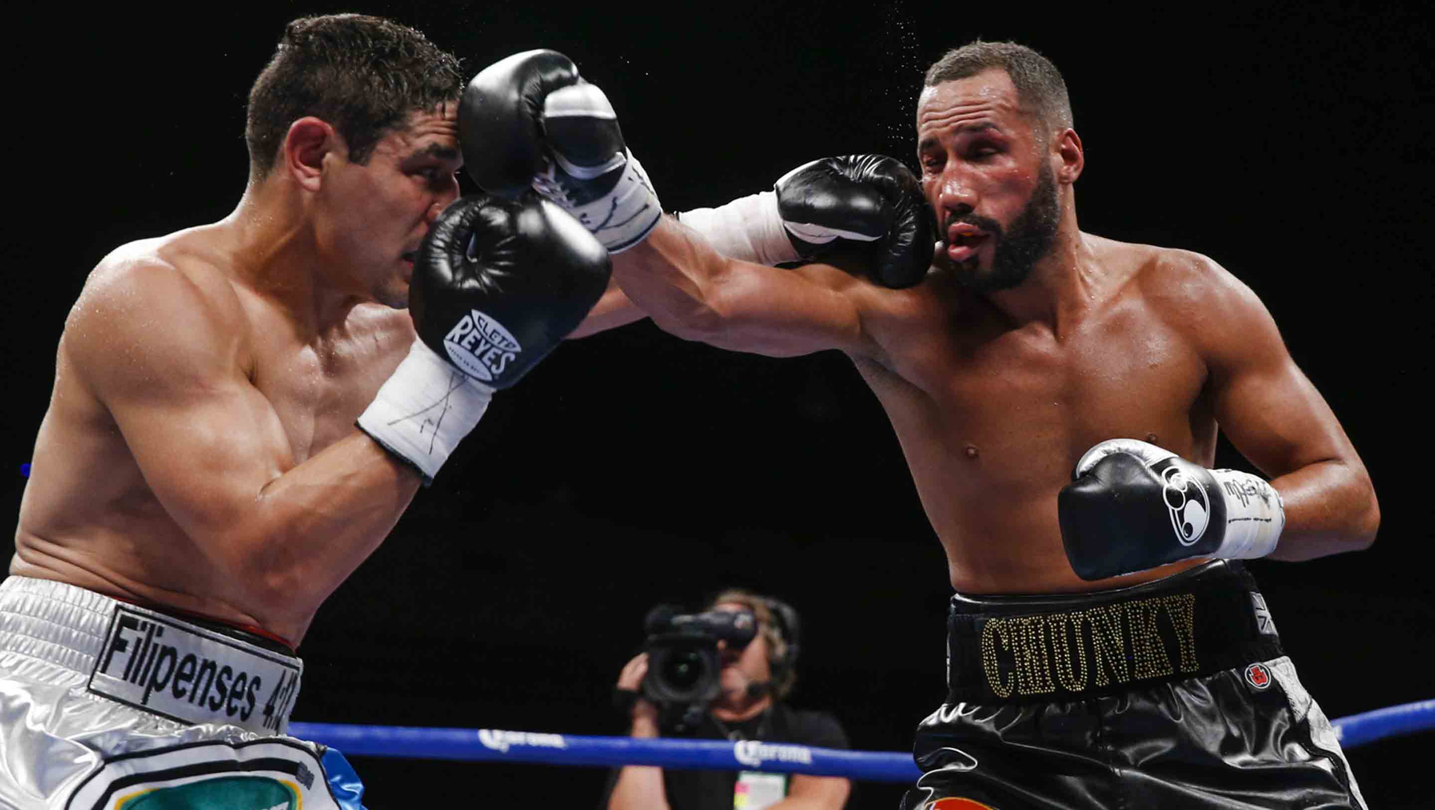 DeGale vs Medina Live Results & Highlights | April 30, 2016