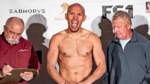 Caleb Truax fights before hometown crowd, waits for next big shot